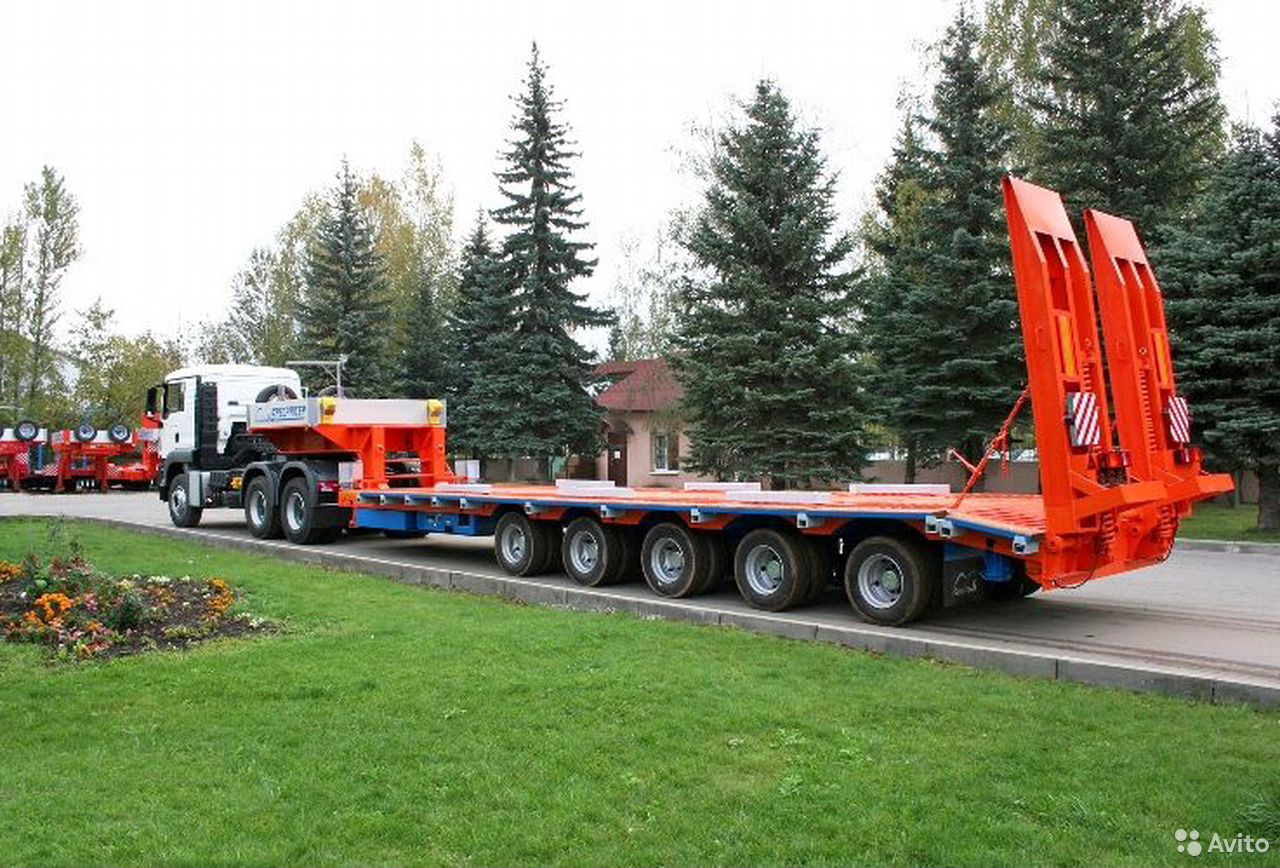 Полуприцеп тяжеловоз Specpricep 9942L5
