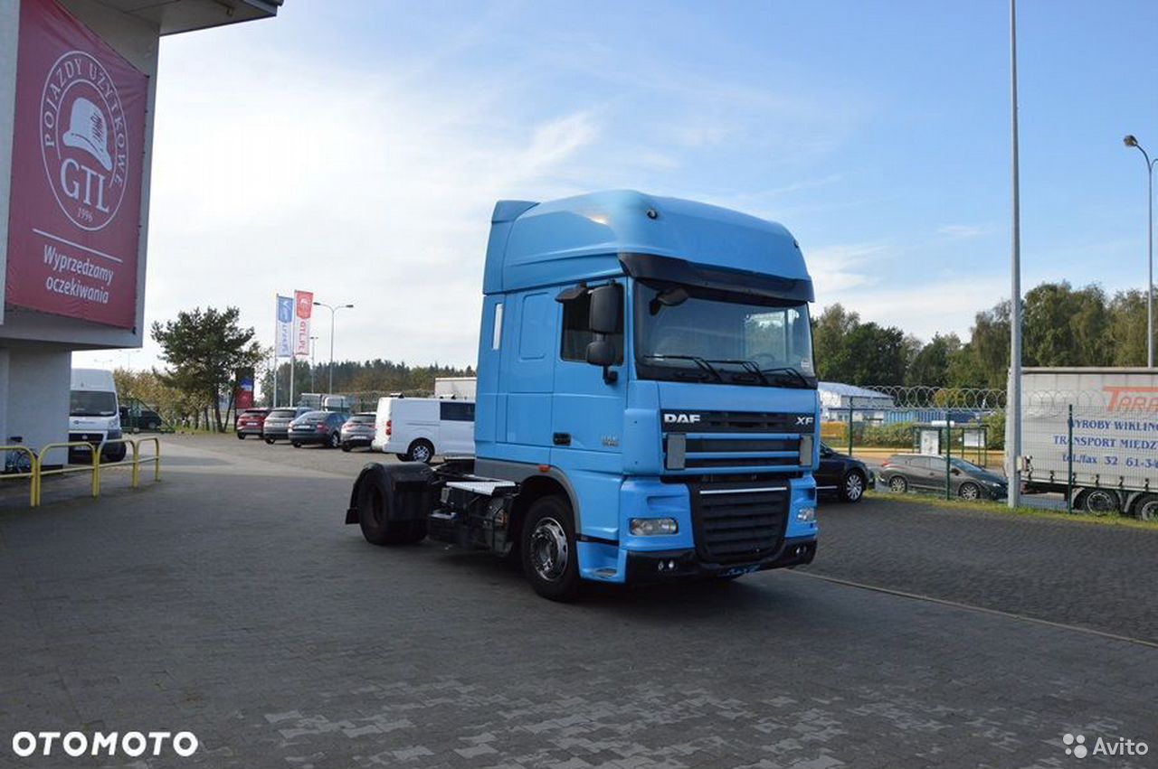 Седельный тягач DAF XF105.460