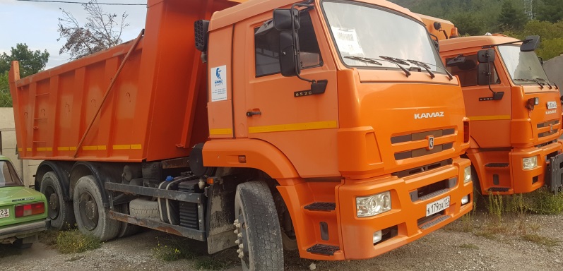 Самосвал КамАЗ 6520