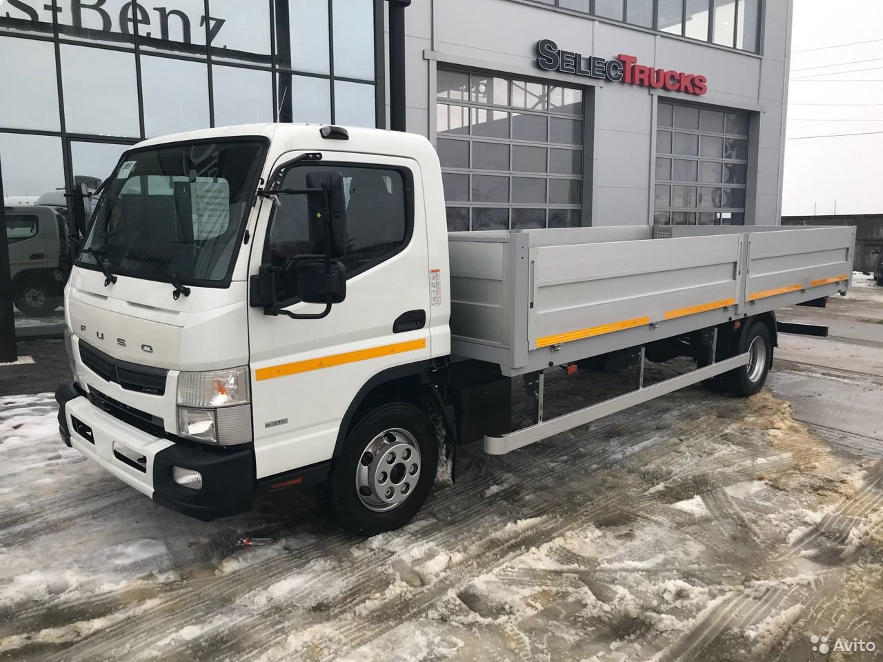 Бортовой автомобиль Mitsubishi Fuso Canter TF