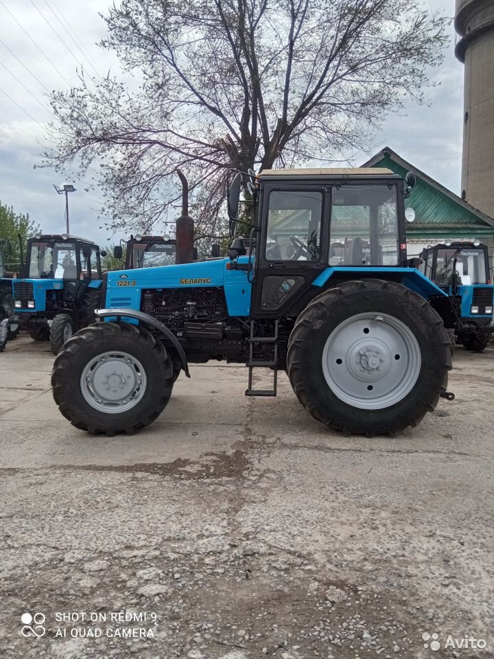 Трактор МТЗ Беларус 1221.2