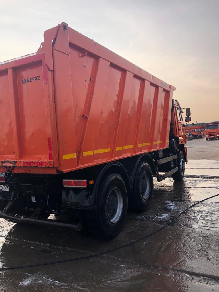 Самосвал КамАЗ 6520