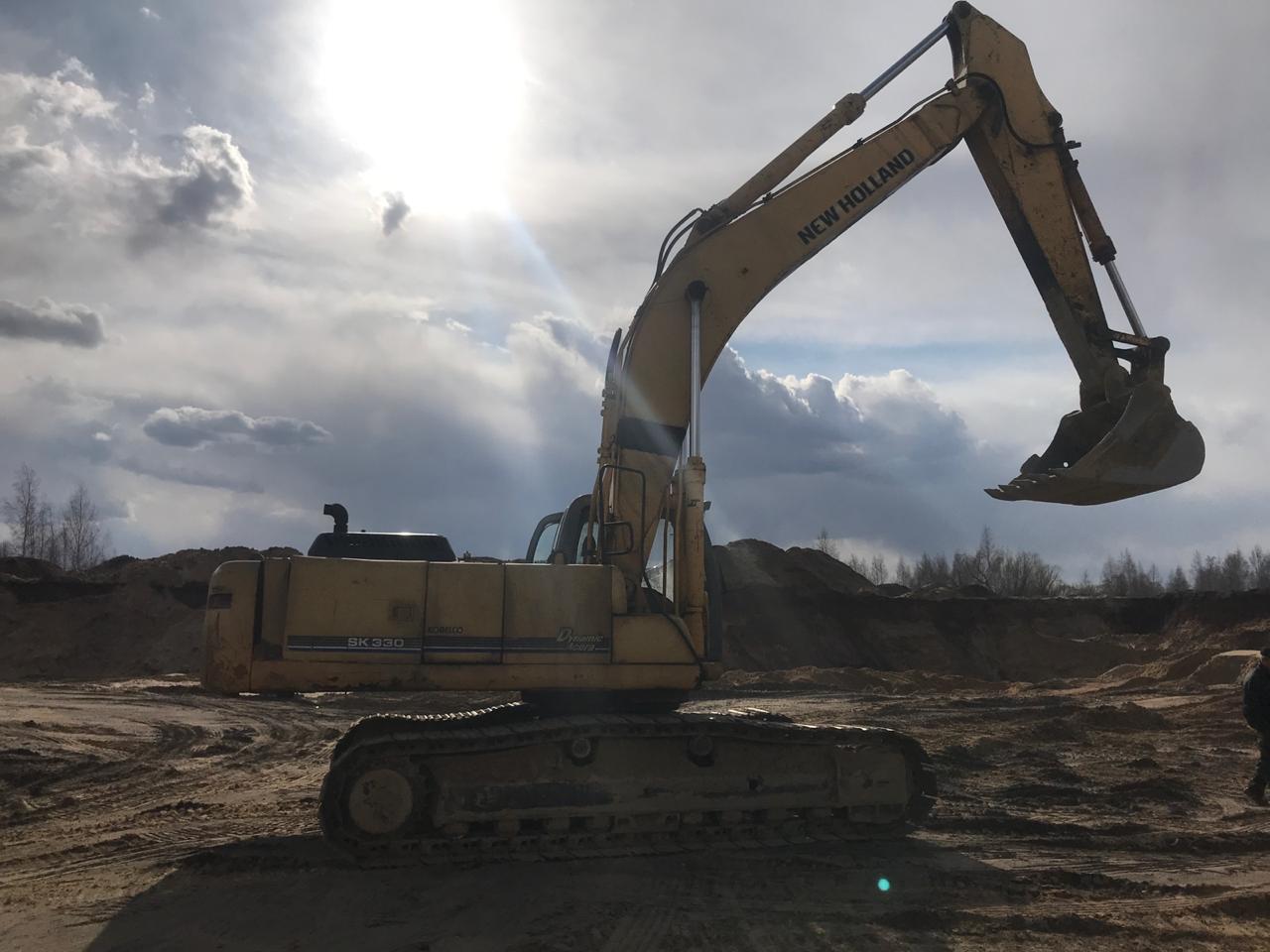 Гусеничный экскаватор New Holland SK 330 LS-6E