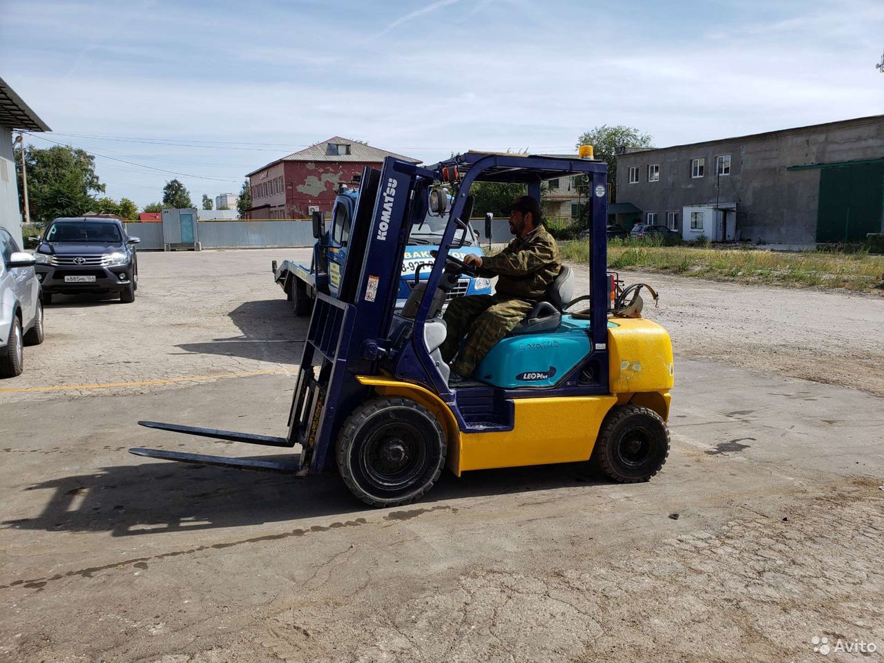 Вилочный погрузчик Komatsu FG25T-14