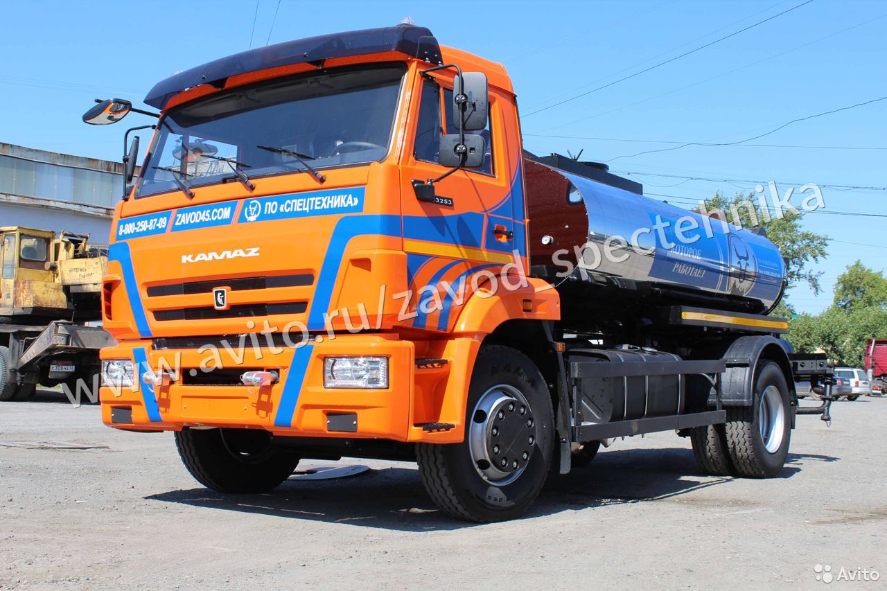 Автогудронатор ПО Спецтехника АБ-6.0 на шасси КамАЗ 432533
