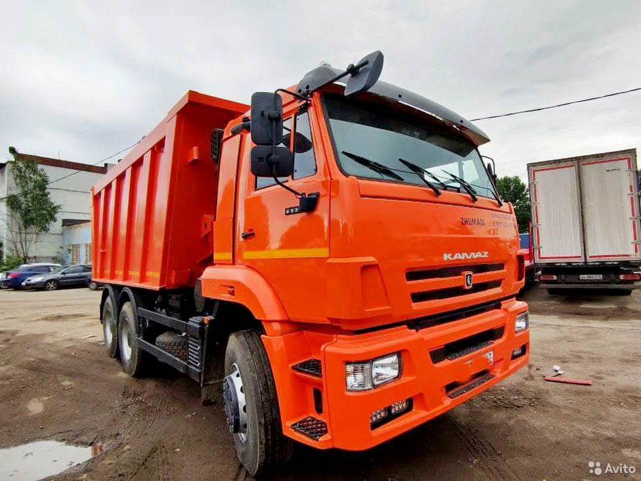 Самосвал КамАЗ 6520