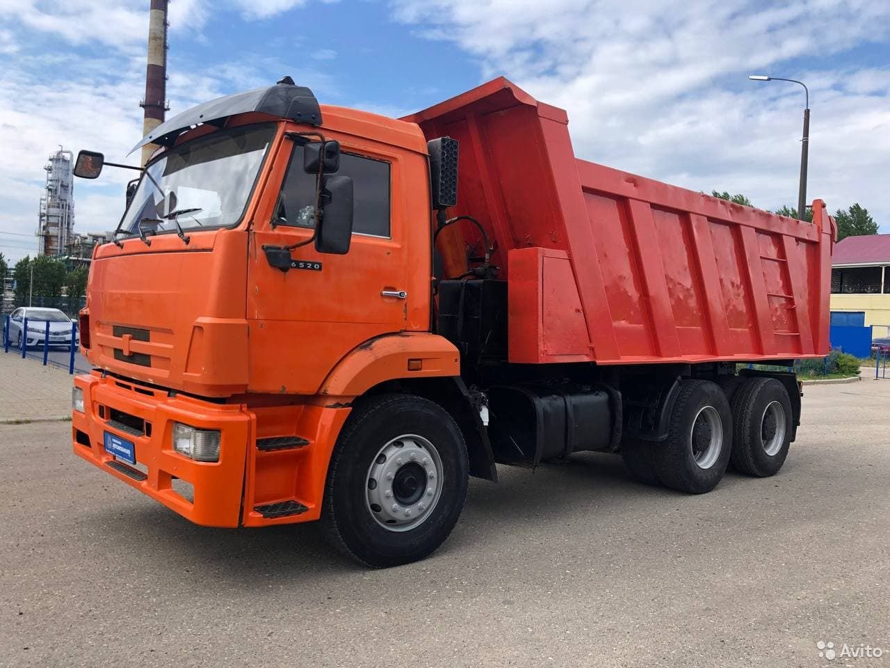 Самосвал КамАЗ 6520