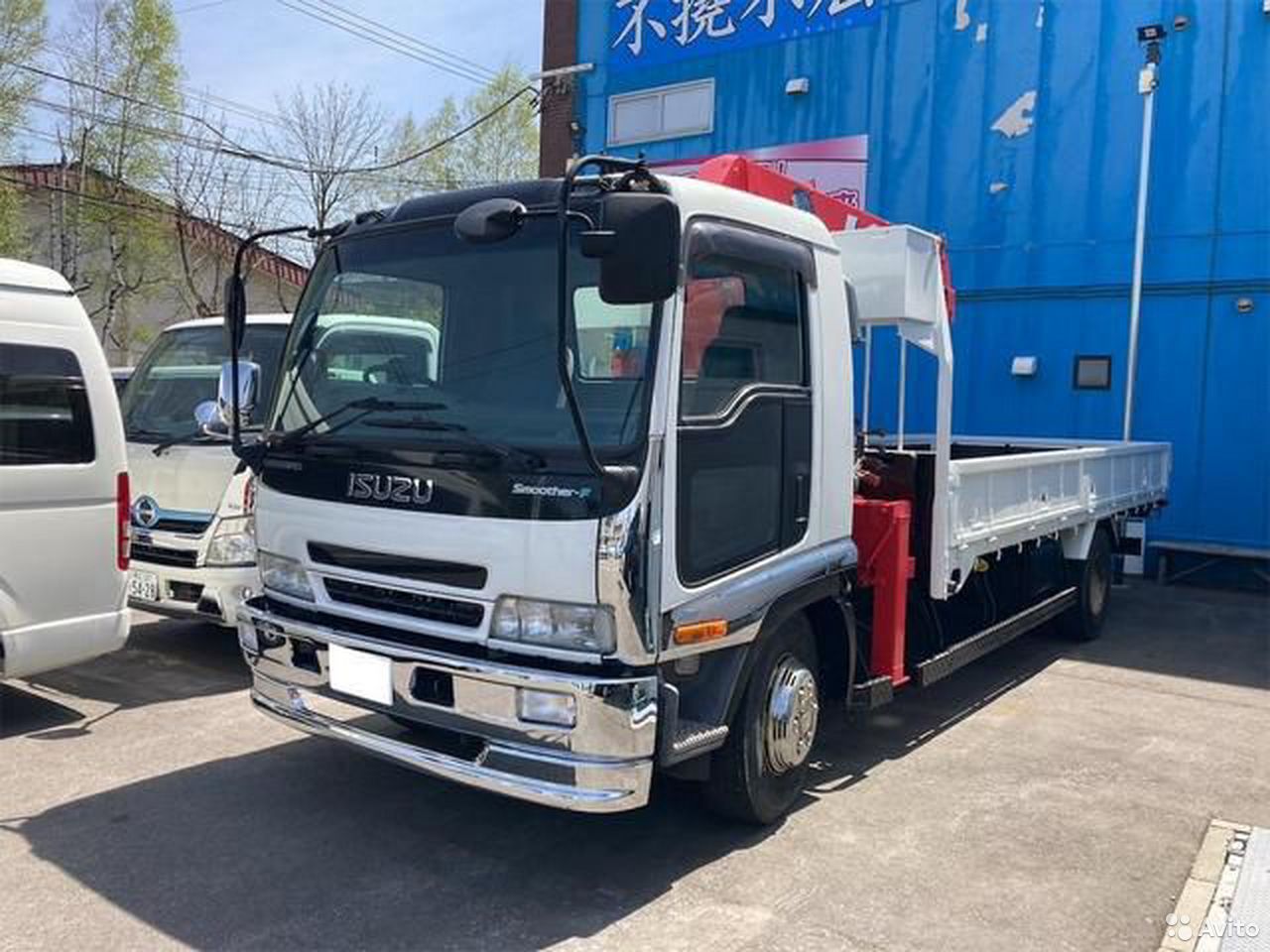 Бортовой грузовик с КМУ ISUZU Forward