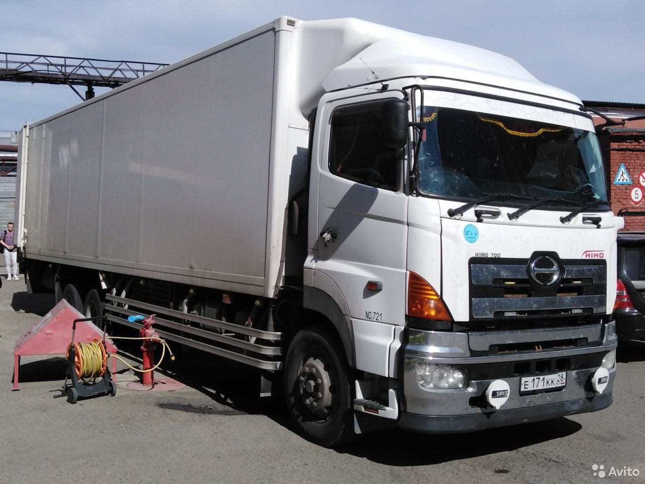 Изотермический грузовик Hino Profia