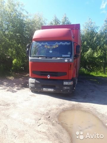 Тентованный грузовик Renault Premium