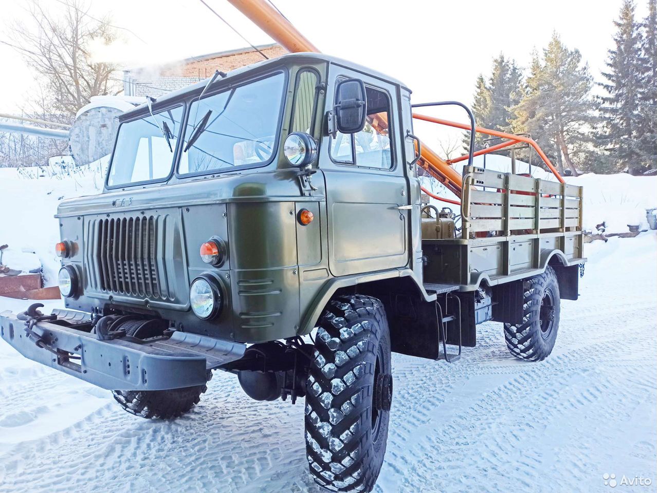Бурильно-крановая машина ГАЗ 66 с БКУ БМ-302Б