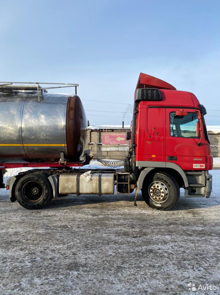 Седельный тягач Mercedes-Benz Actros 1841LS