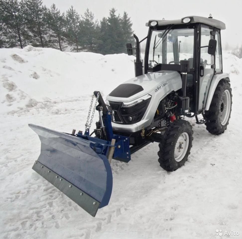 Трактор Скаут Т-504С с отвалом