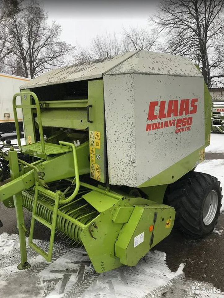Пресс-подборщик Claas Rollant 250