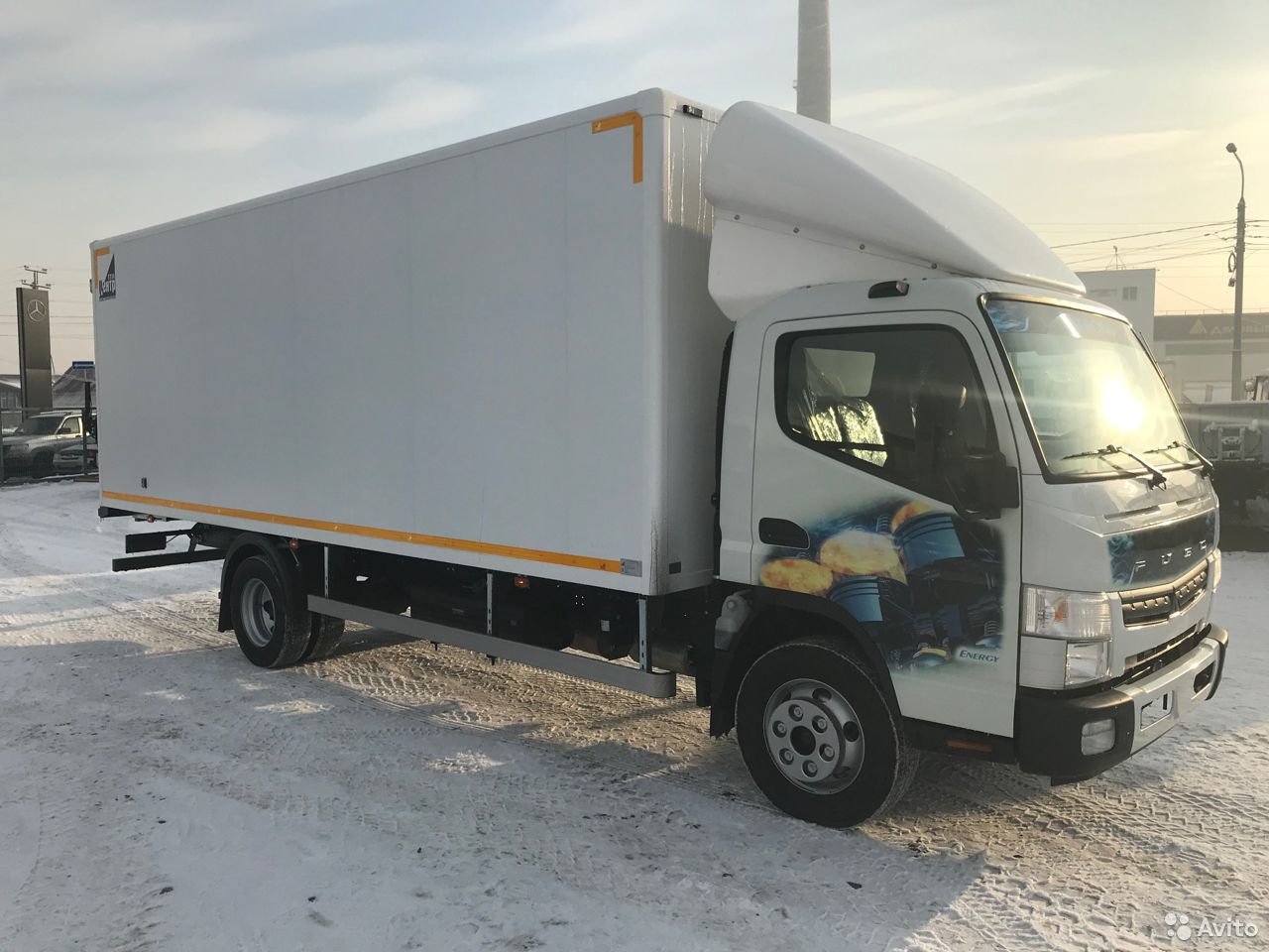 Изотермический фургон Mitsubishi Fuso Canter TF