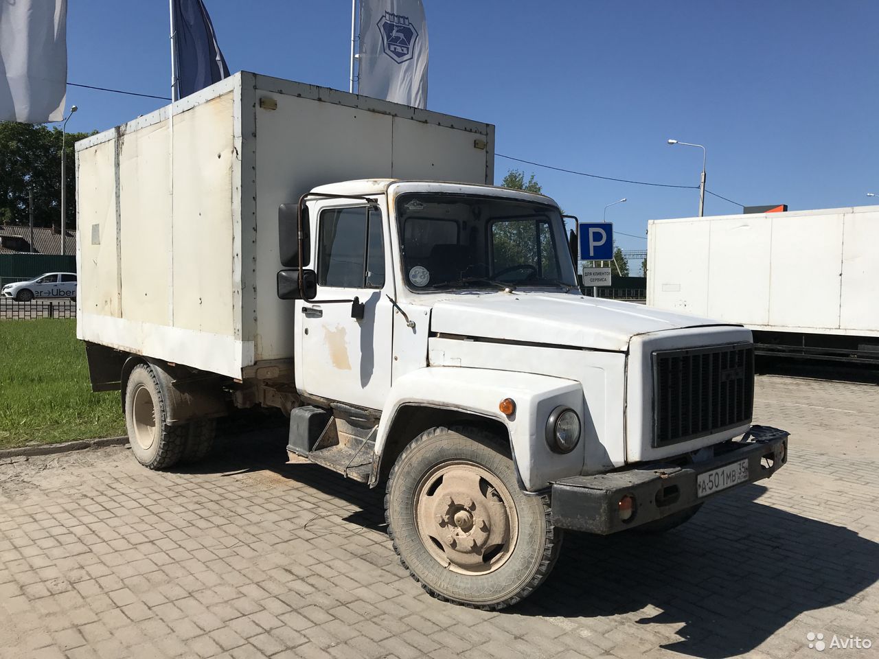 Грузовой фургон ГАЗ 3307