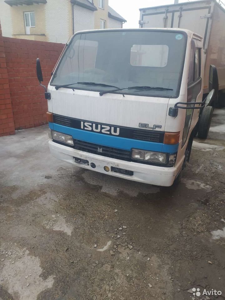 Автобетононасос KYOKUTO на шасси Isuzu Elf NKR 58E