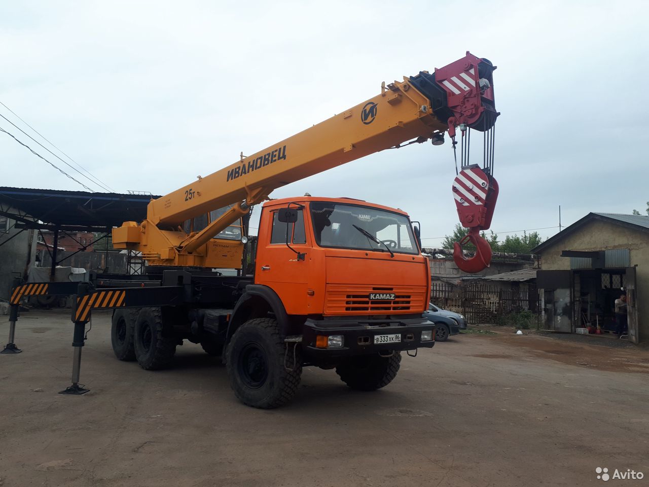 Автокран Ивановец КС-45717К-3 на шасси КамАЗ 43118