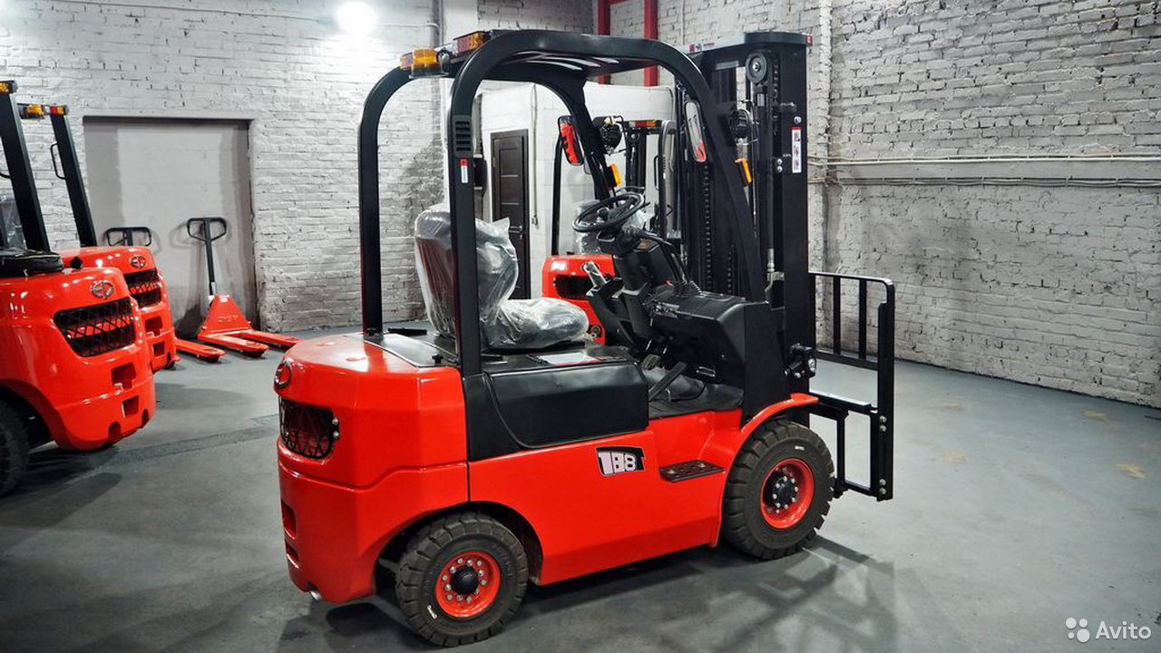 Вилочный погрузчик EP Equipment CPCD18T8 Promo