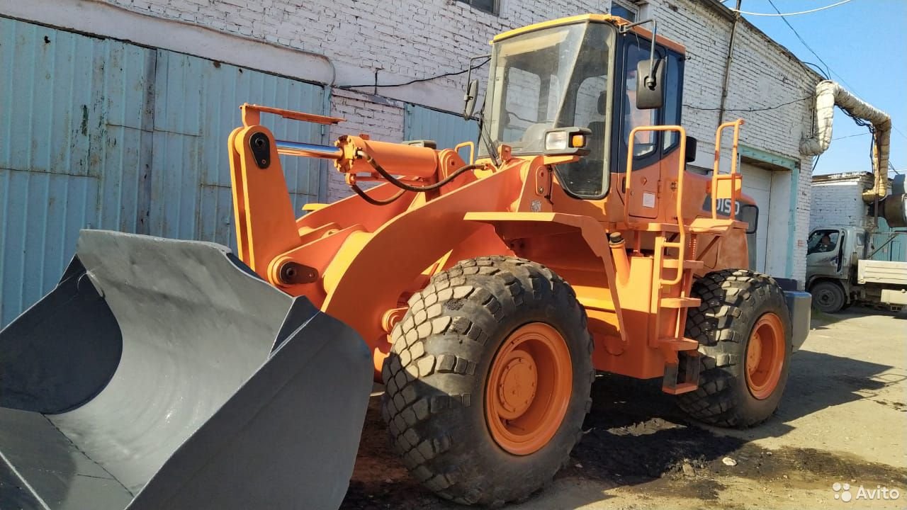 Фронтальный погрузчик Doosan DISD SD300