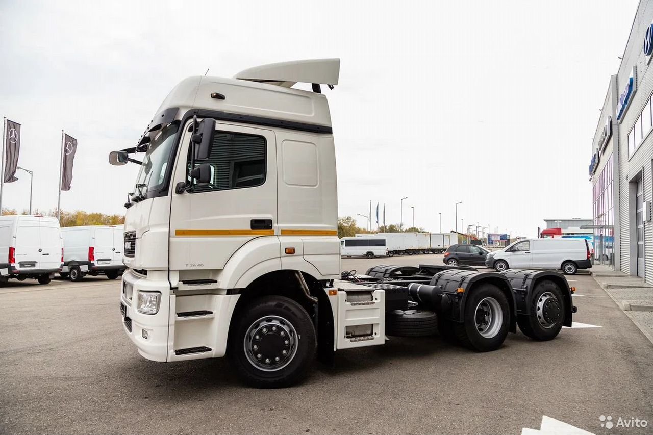 Седельный тягач Камаз 65209, АКПП ZF12
