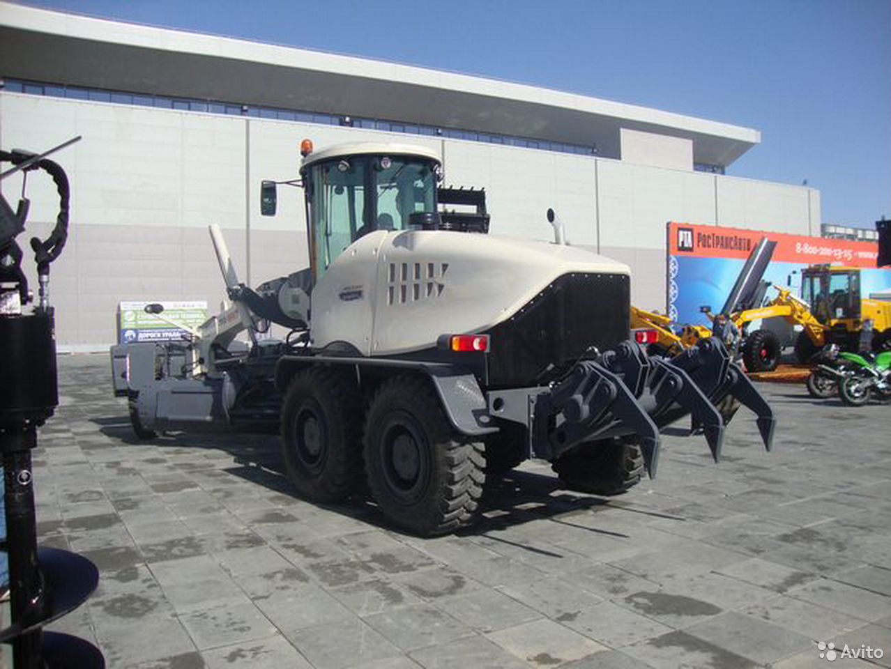 Автогрейдер RM-Terex TG180
