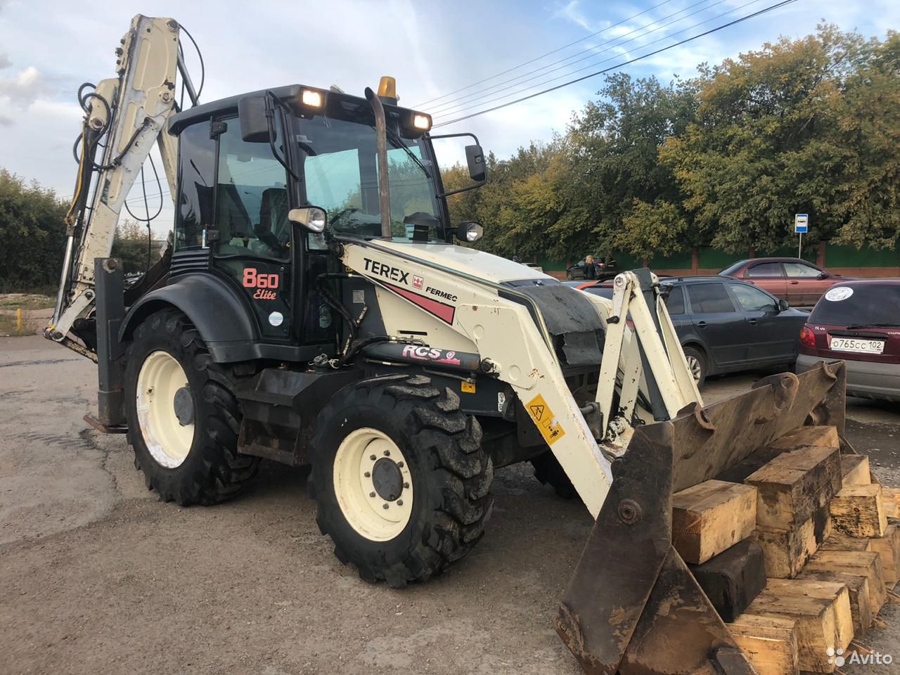 Экскаватор-погрузчик Terex 860