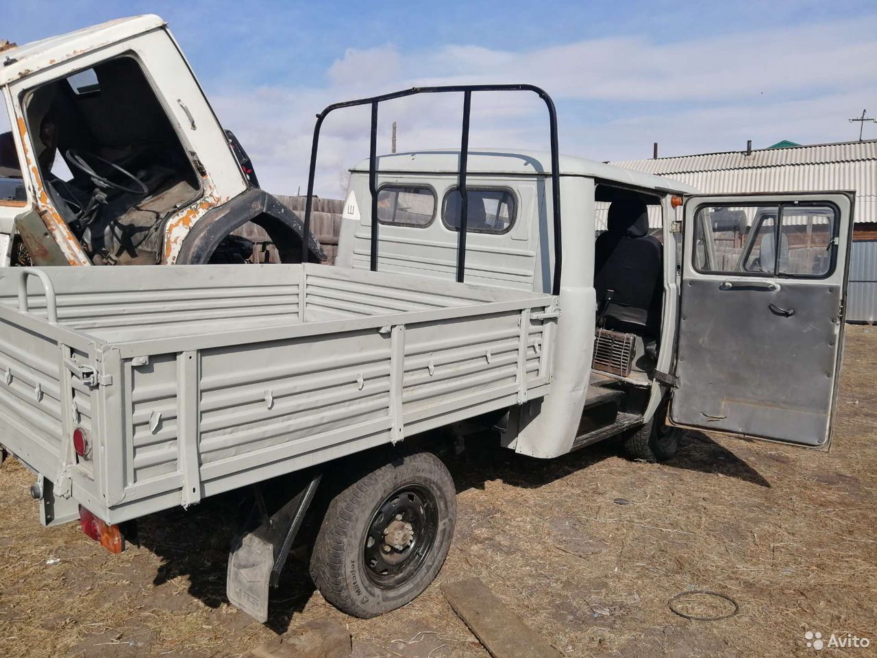 Бортовой автомобиль УАЗ 390945 фермер
