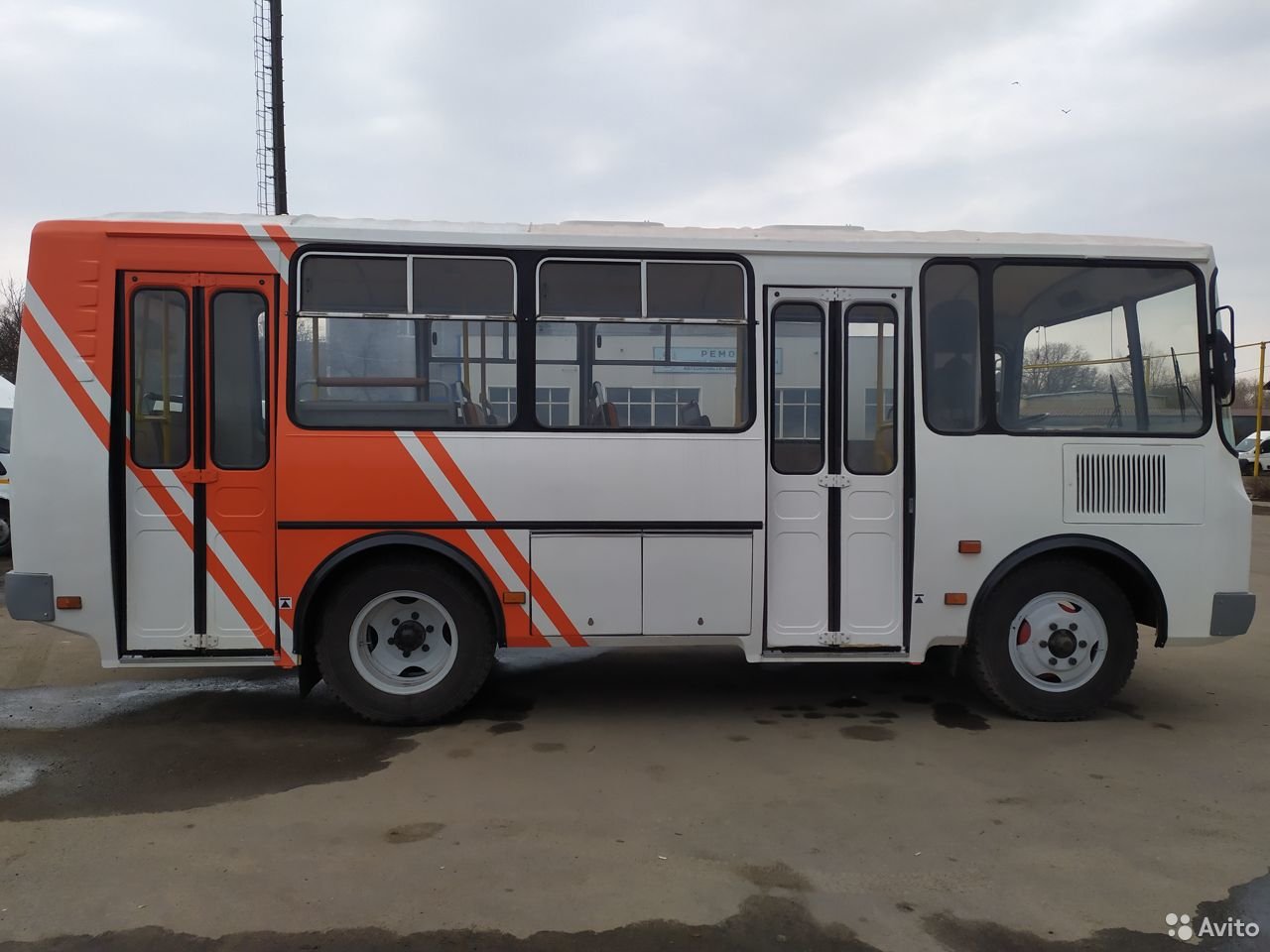 Автобус ПАЗ 3205