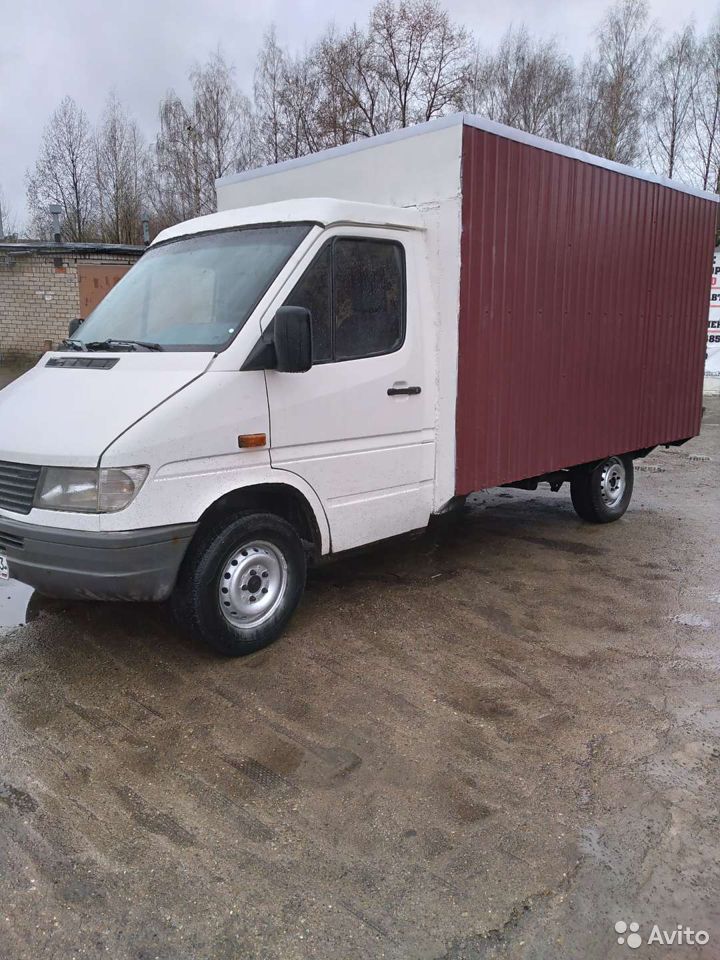 Промтоварный фургон Mercedes-Benz Sprinter 308