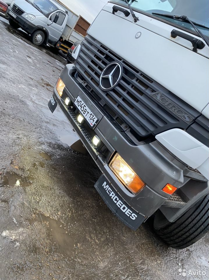 Мультилифт Mercedes-Benz Actros
