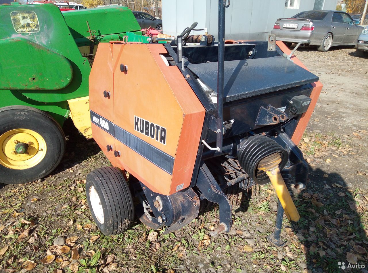 Пресс-подборщик Kubota Mini 800
