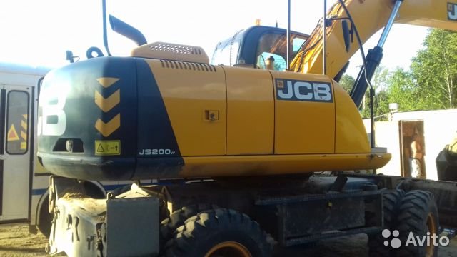 Колесный экскаватор JSB JS200wт2