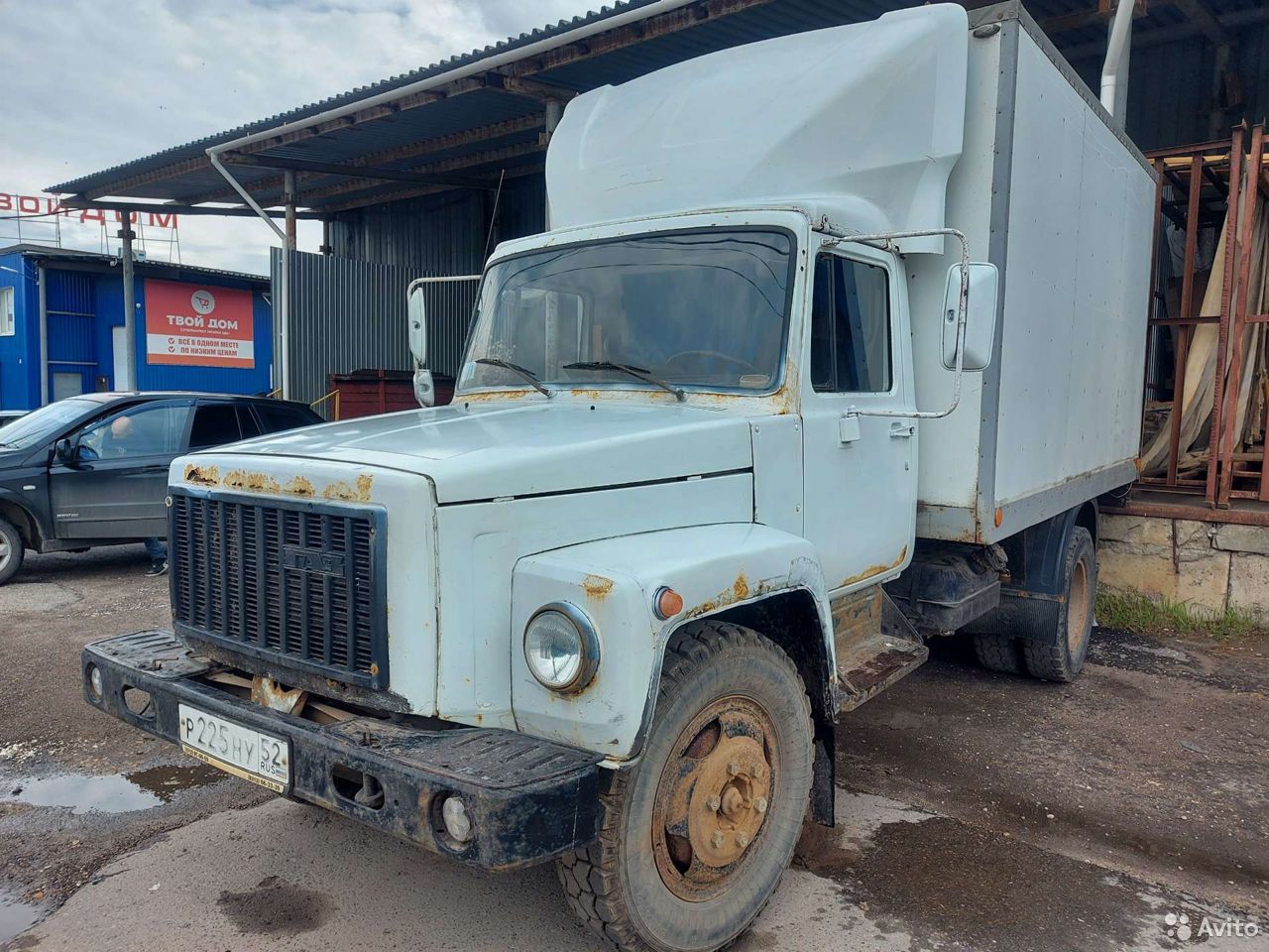Изотермический грузовик ГАЗ 3307
