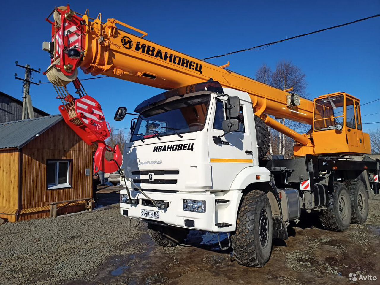 Автокран Ивановец КС-45717К-3 на шасси КамАЗ 43118