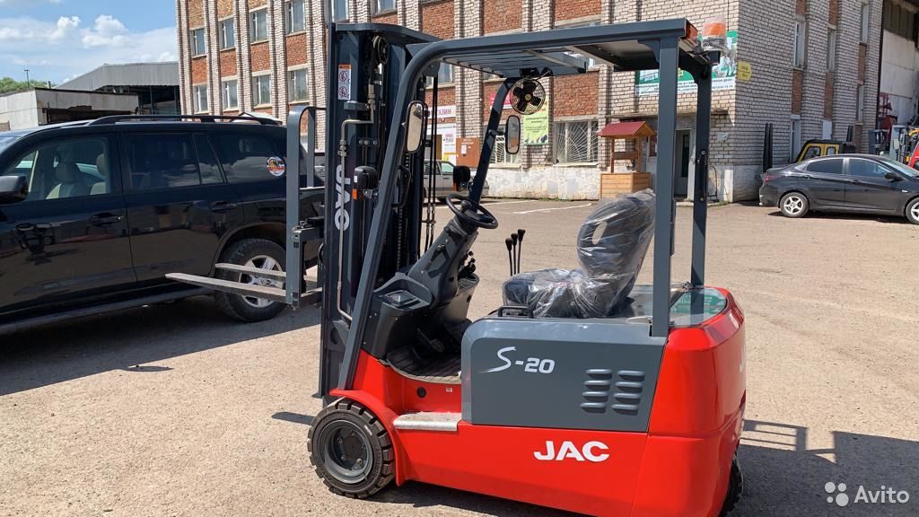 Вилочный электропогрузчик JAC СРD20SА3