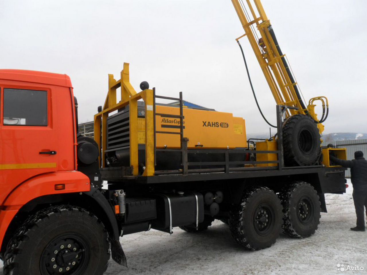 Мобильная буровая установка КамАЗ 43118 УРБ-2А2