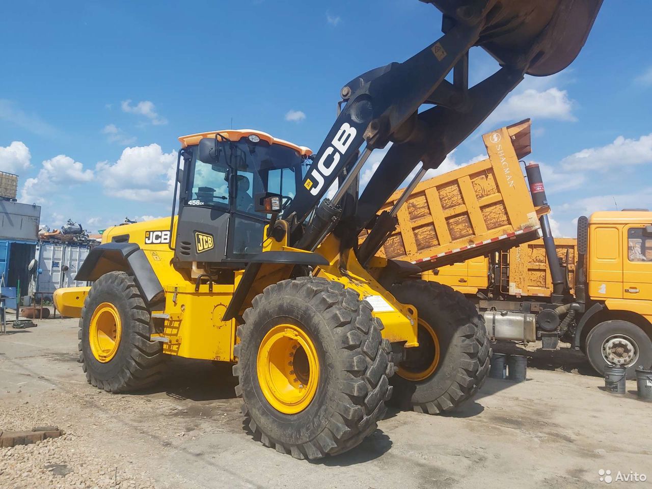 Фронтальный погрузчик JCB 456ZX