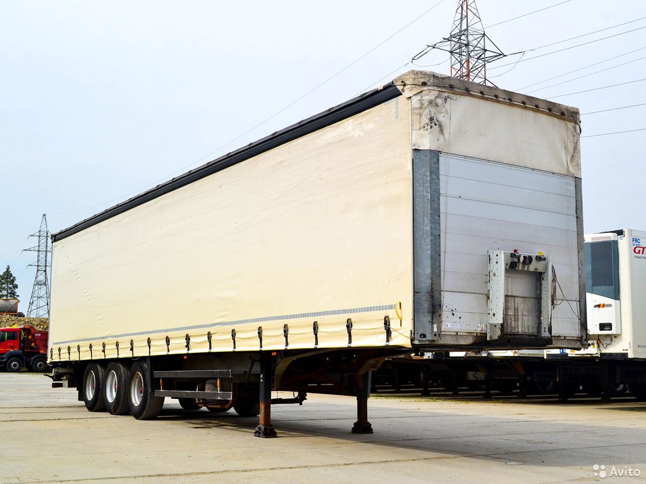 Тентованный полуприцеп Schmitz Cargobull