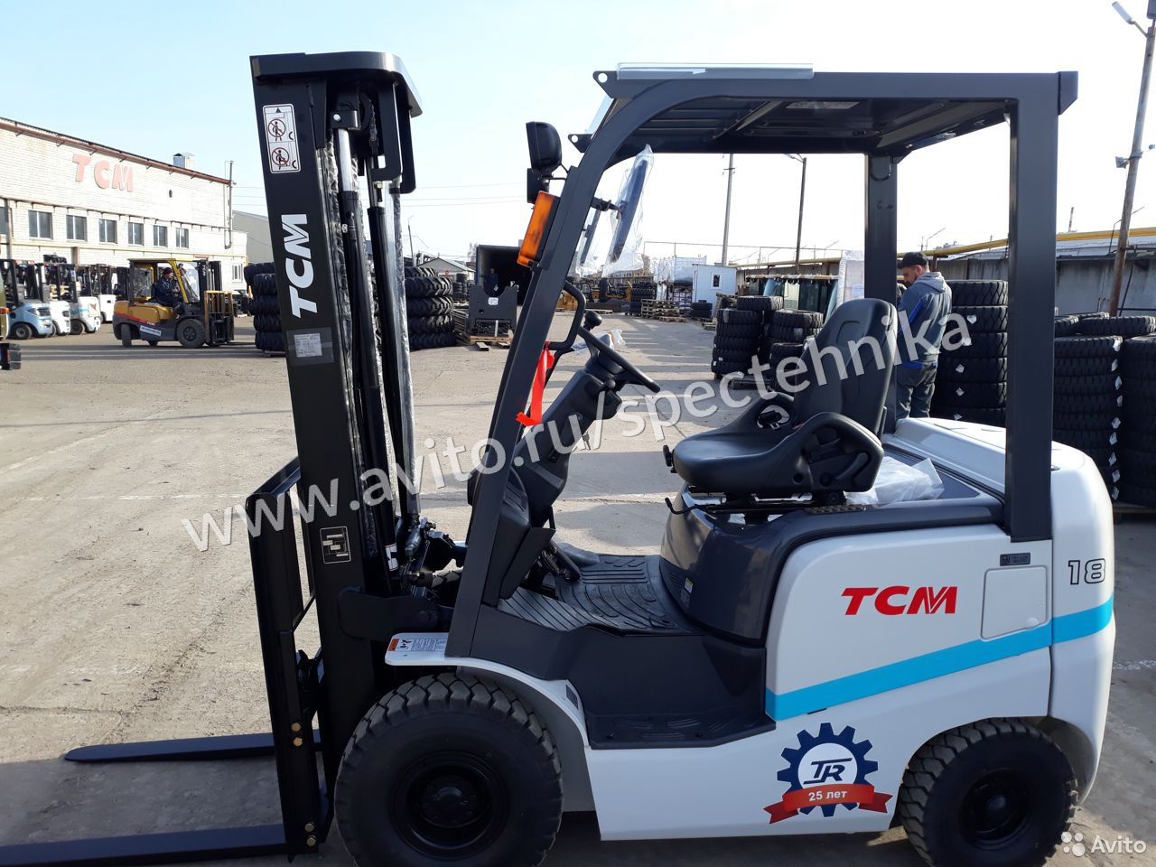 Вилочный погрузчик TCM FНD15Т3Z VМ300
