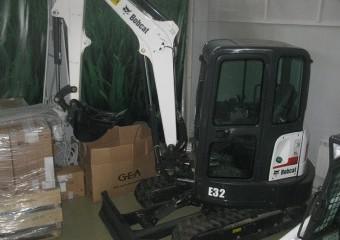 Мини-экскаватор Bobcat Е32
