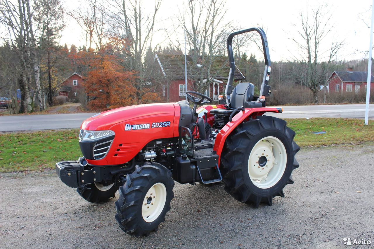 Мини-трактор Branson 5025R