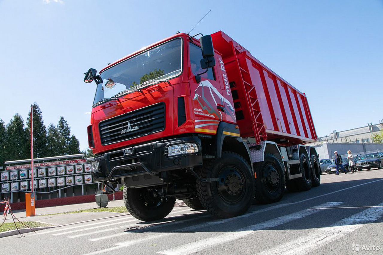 Самосвал МАЗ 651628