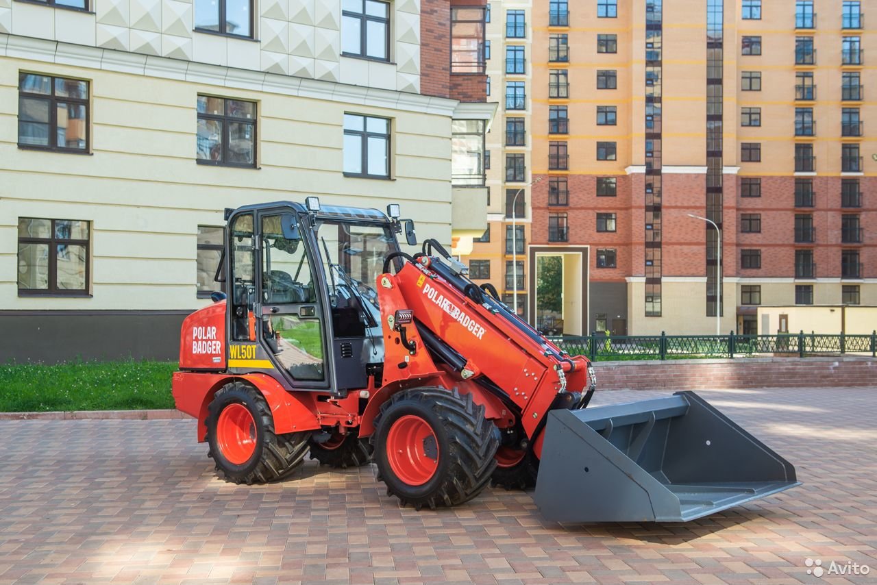 Телескопический погрузчик Polar Badger WL50T