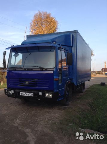 Промтоварный фургон Volvo
