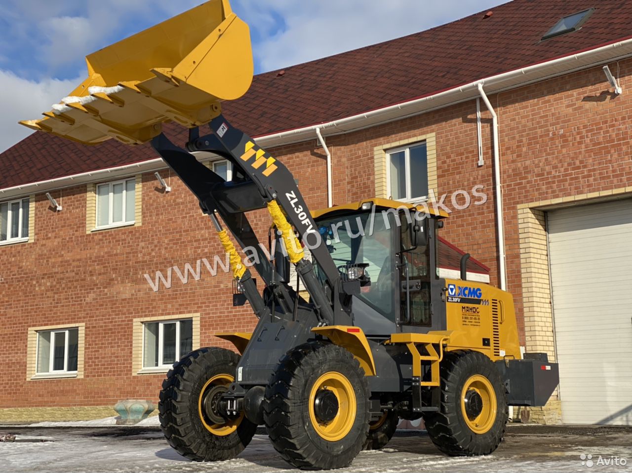 Фронтальный погрузчик XCMG ZL30FV