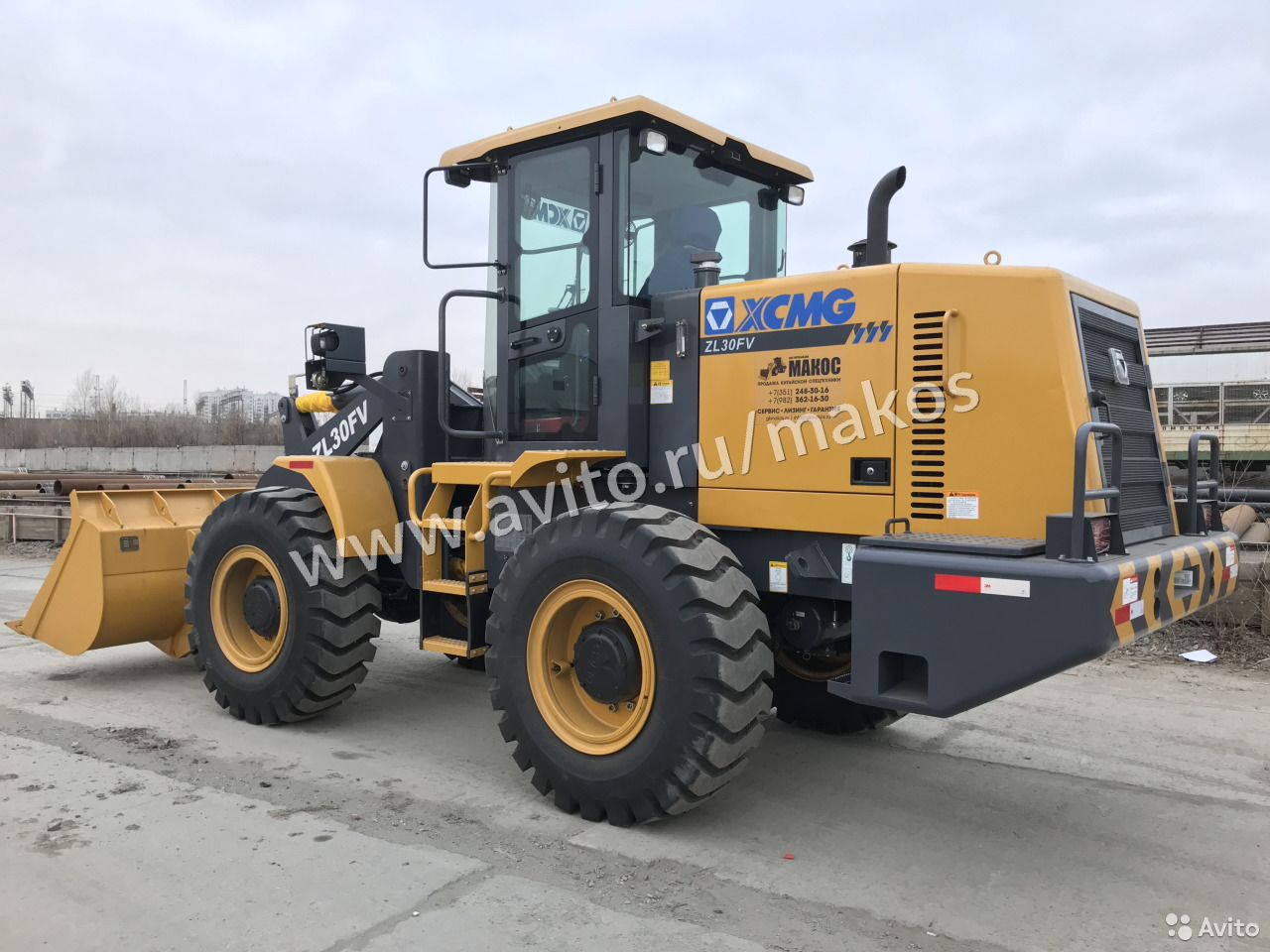 Фронтальный погрузчик XCMG ZL30FV