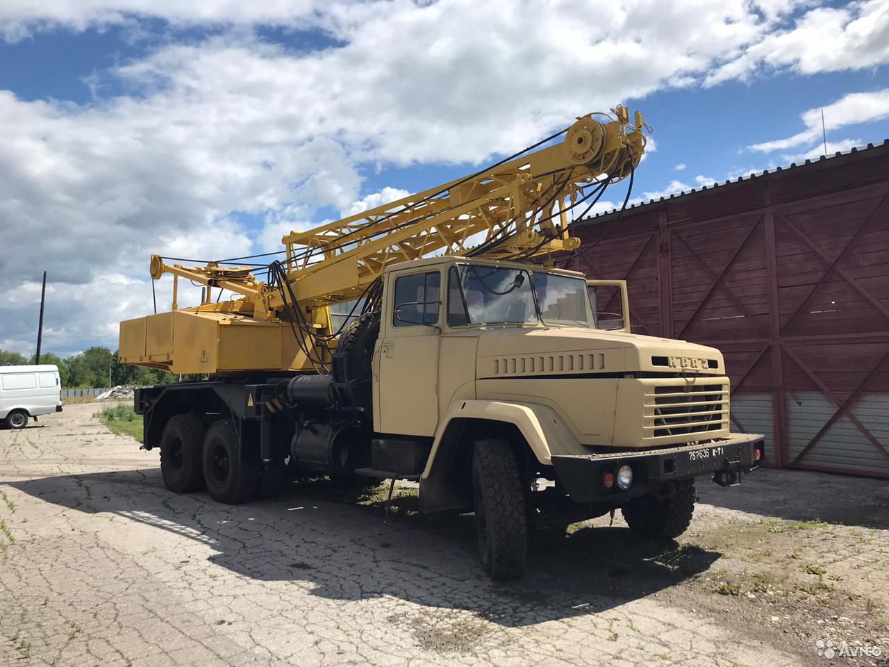 Автокран Ивановец КС-4562 на шасси КрАЗ 250