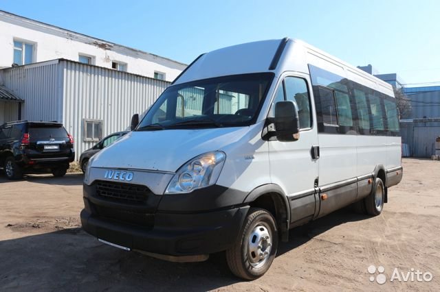 Микроавтобус Iveco Daily