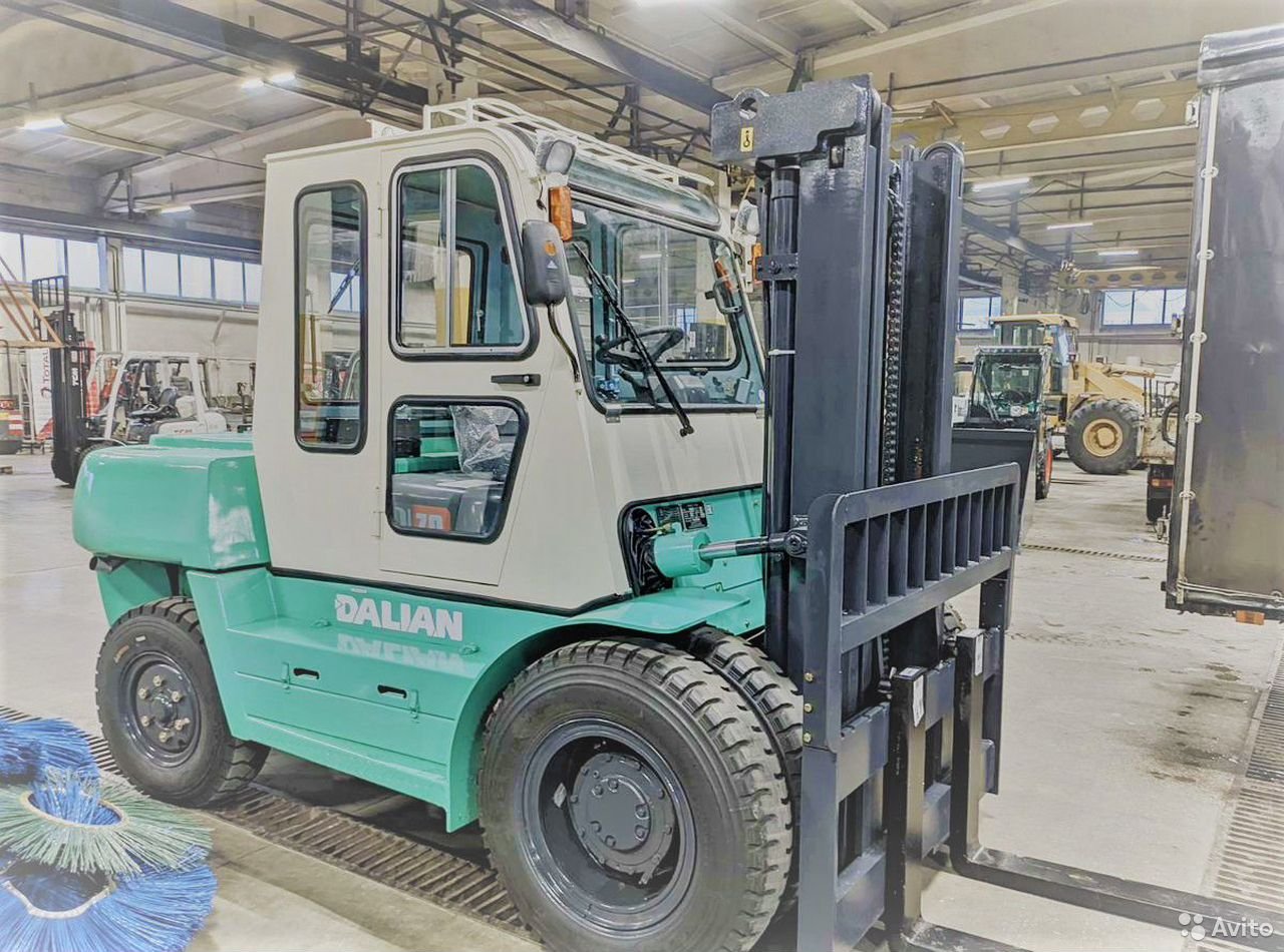 Вилочный погрузчик Dalian CPCD70АD